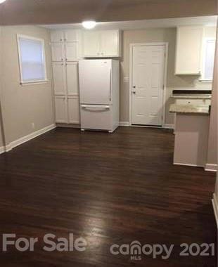 5111 Queen Anne Road Charlotte, NC 28217 - Photo 6 of 12 Gallery Image 6