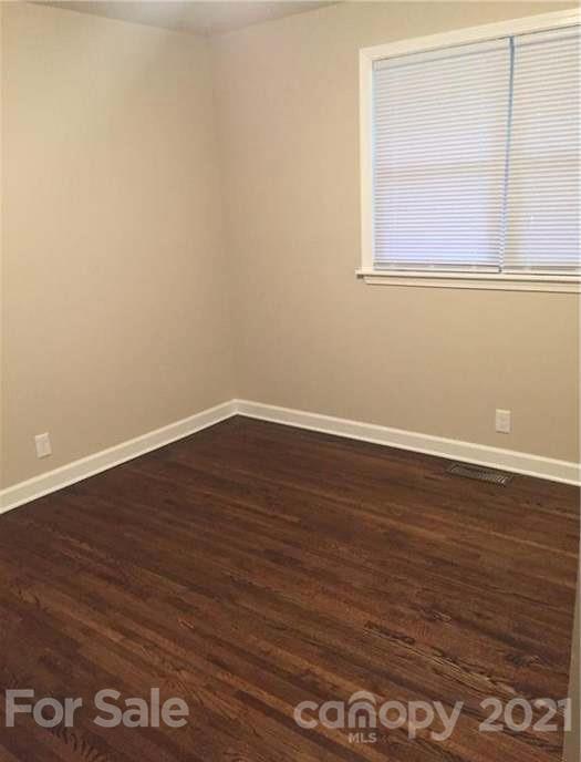 5111 Queen Anne Road Charlotte, NC 28217 - Photo 7 of 12 Gallery Image 7