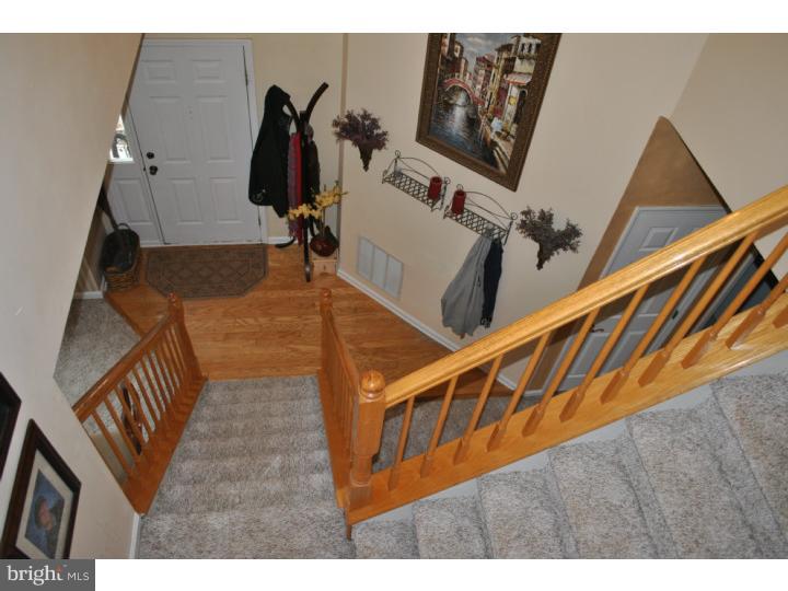 49 Manley Road Pennington, NJ 08534 - Photo 6 of 23