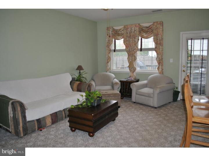 49 Manley Road Pennington, NJ 08534 - Photo 9 of 23