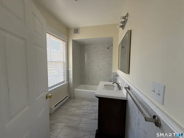 $2,450 | 140 Hynes Avenue, Groton, CT 06340