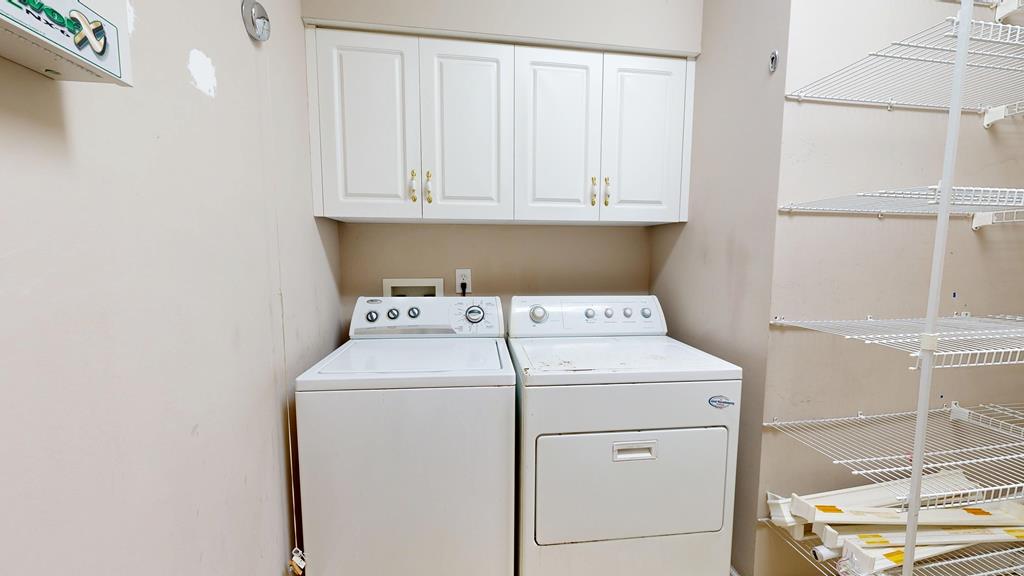 4608 Baltusrol Court Columbus, GA 31909 - Photo 36 of 76 a utility room with dryer and washer