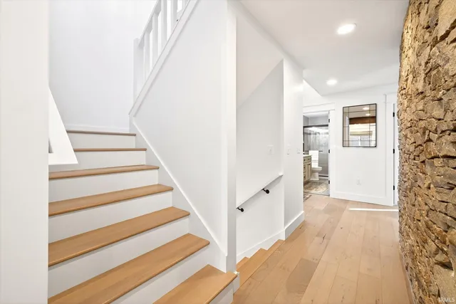 $629,000 | 9428 South Harbour Pointe Drive, Bloomington, IN 47401