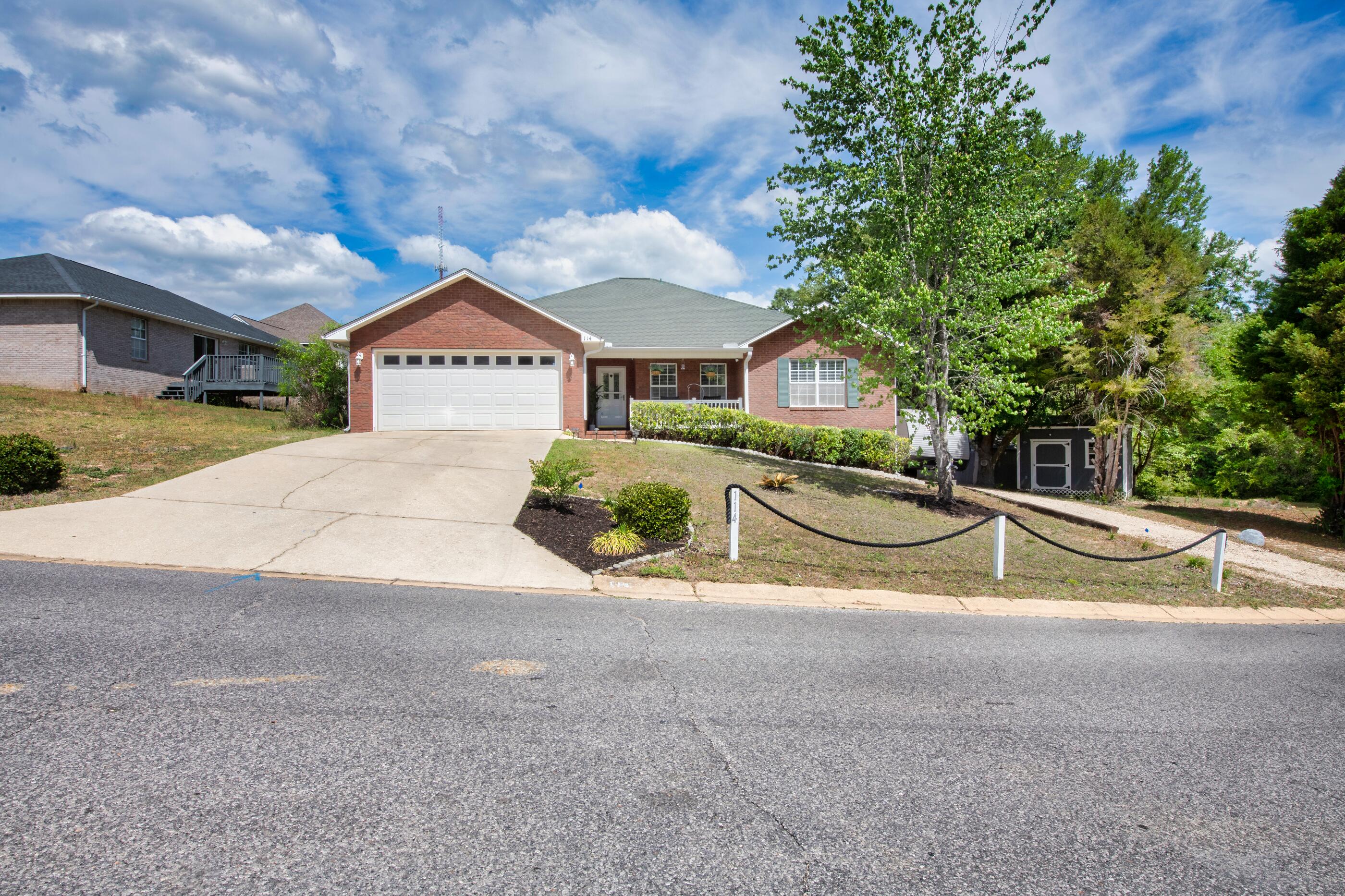 114 Conquest Avenue Crestview, FL 32536 - Photo 3 of 37 Conquest-49