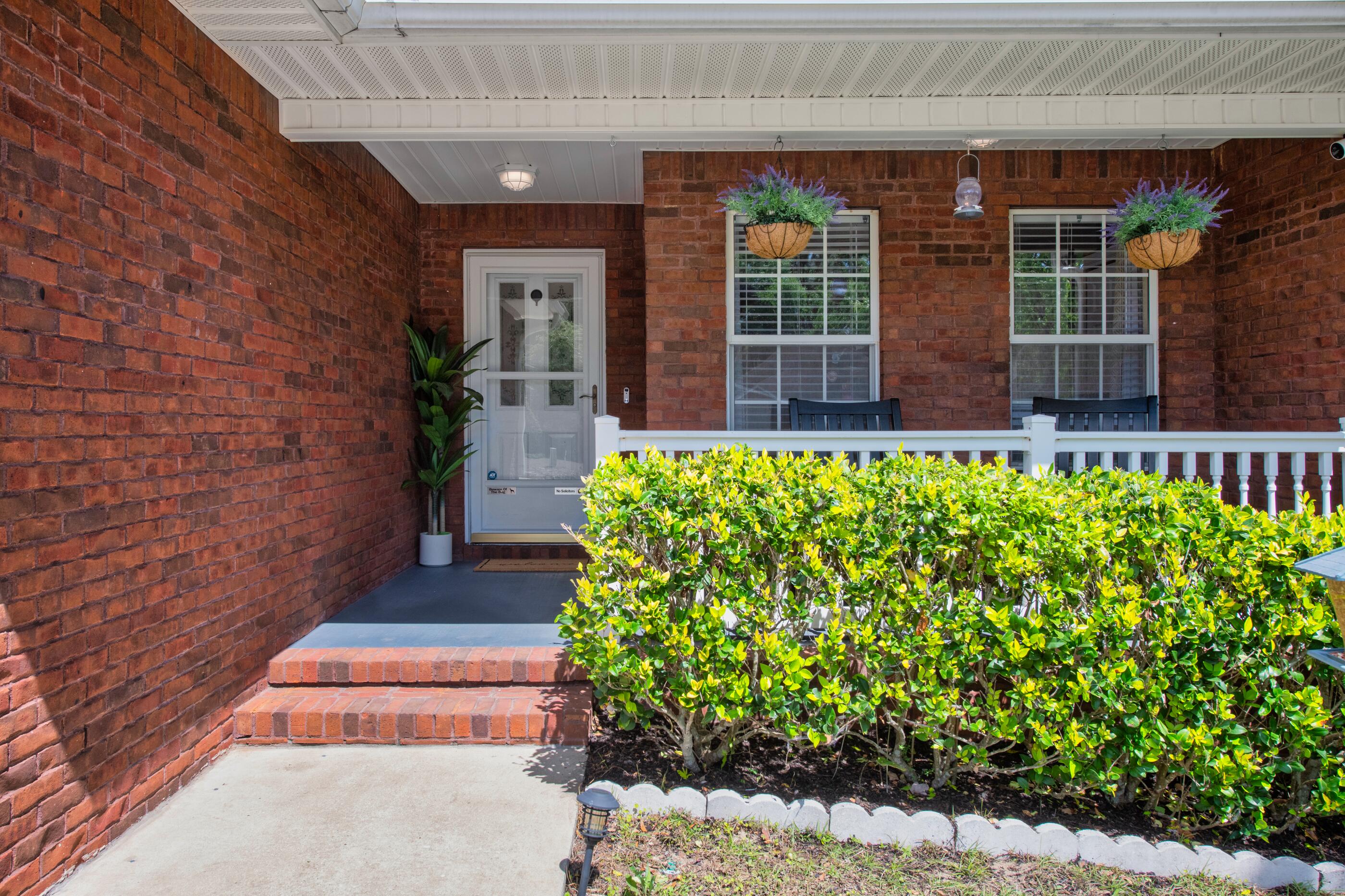 114 Conquest Avenue Crestview, FL 32536 - Photo 4 of 37 Conquest-41