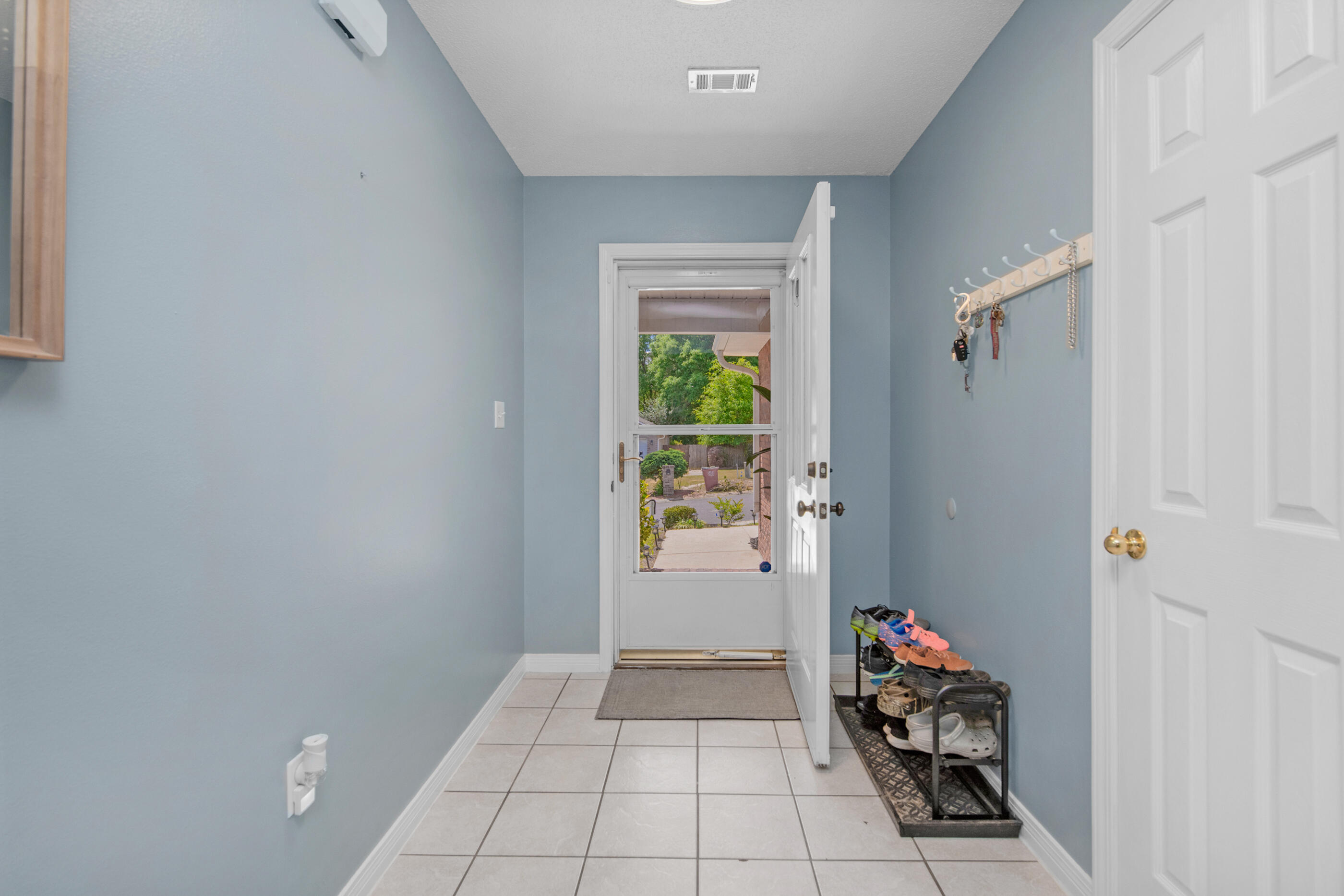 114 Conquest Avenue Crestview, FL 32536 - Photo 5 of 37 Conquest-10-7