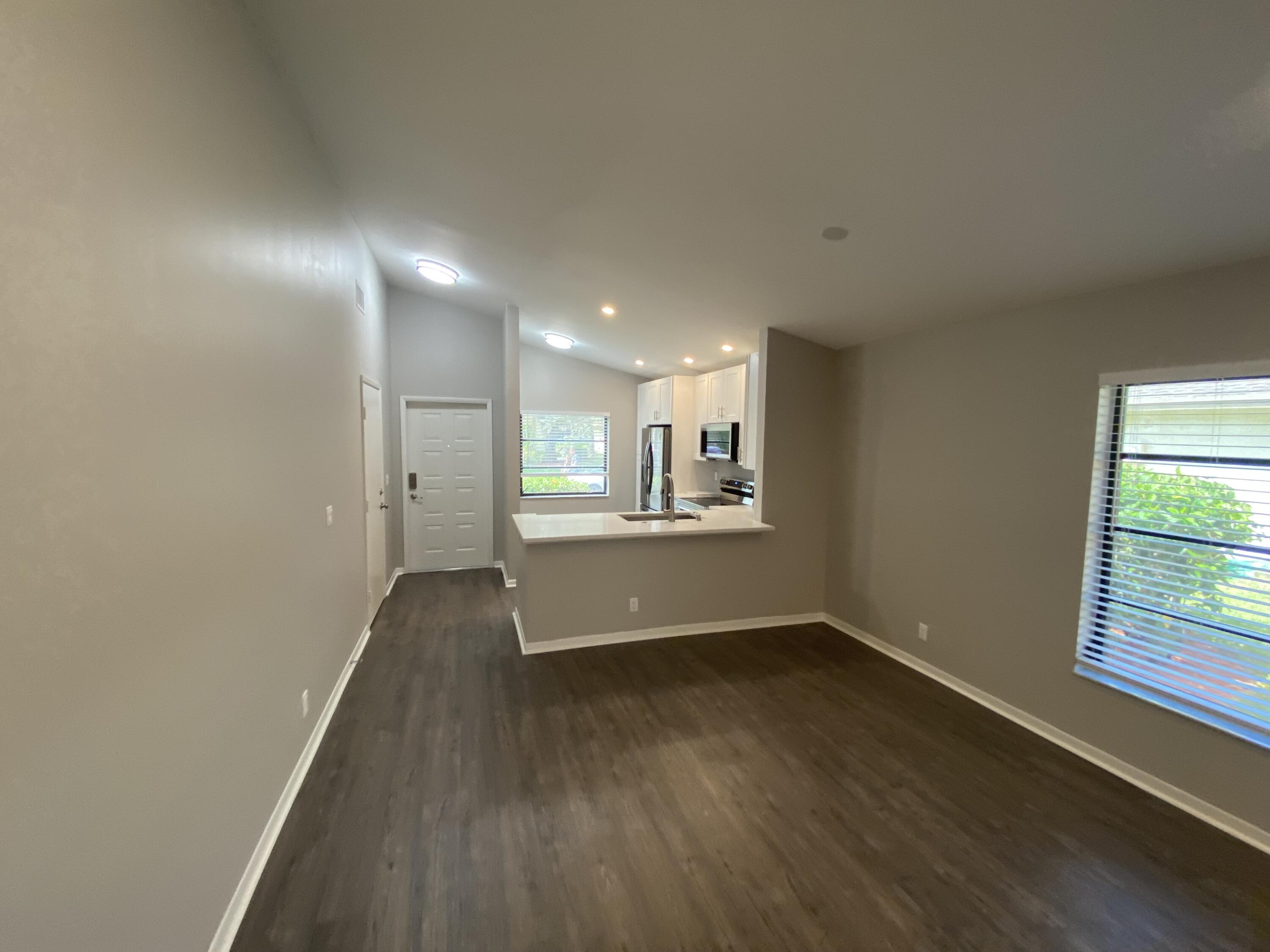 8095 Windgate Drive Boca Raton, FL 33496 - Photo 6 of 28 Dining Room