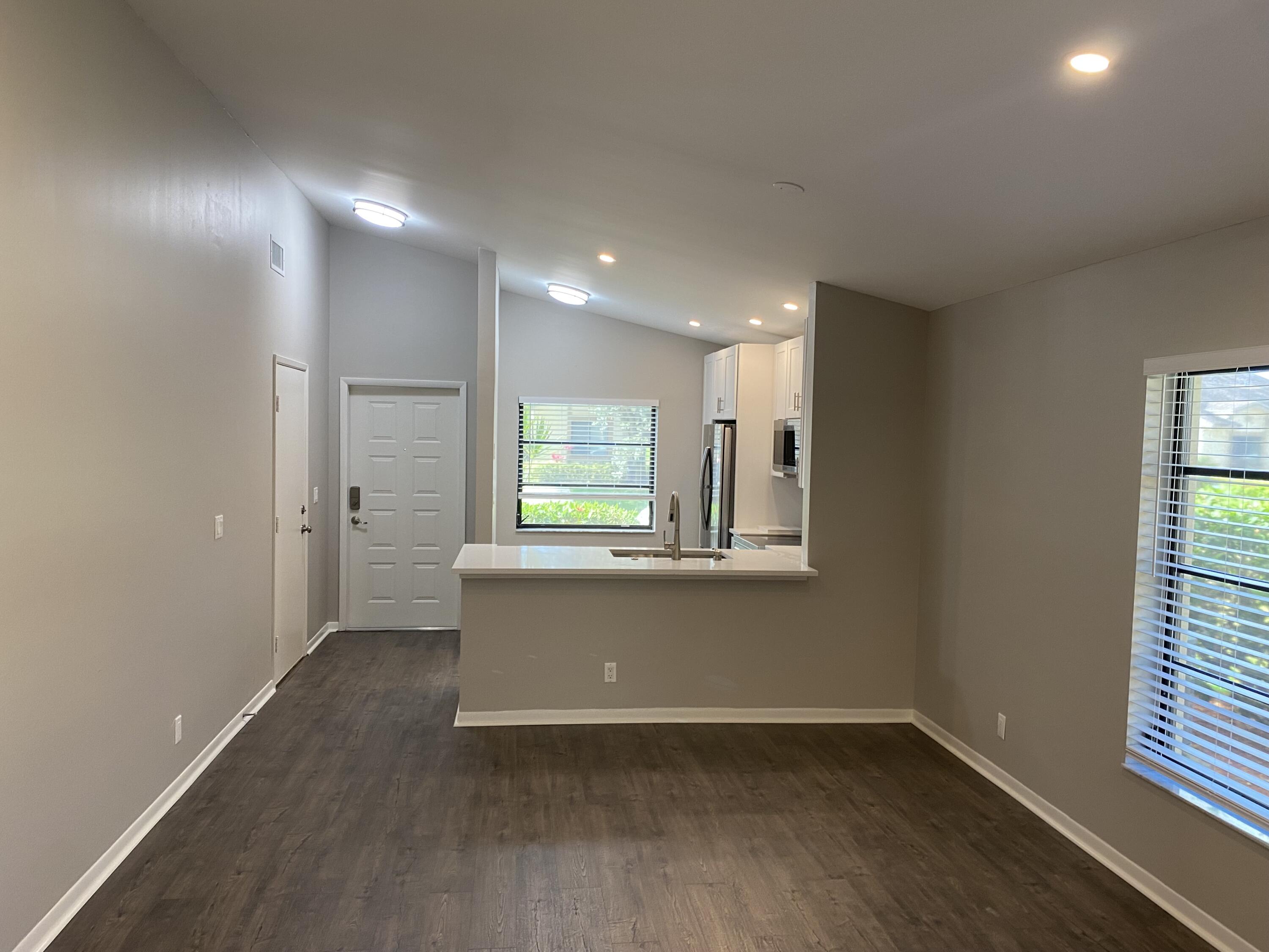 8095 Windgate Drive Boca Raton, FL 33496 - Photo 7 of 28 Dining Room