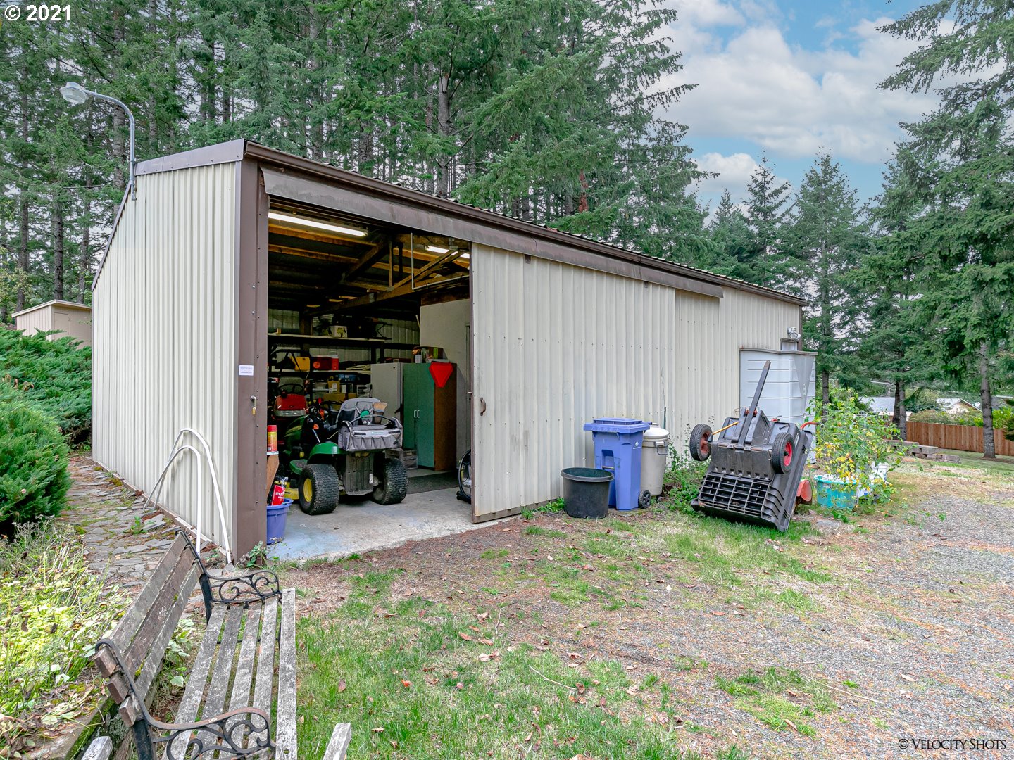 22700 South Day Hill Road Estacada, OR 97023 - Photo 6 of 32 Gallery Image 6