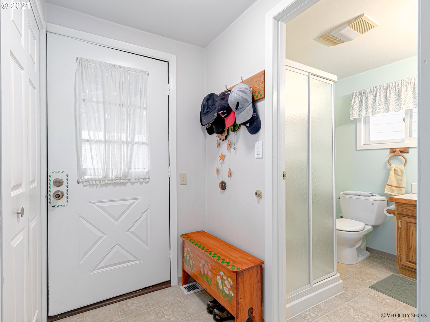 22700 South Day Hill Road Estacada, OR 97023 - Photo 10 of 32 Gallery Image 10