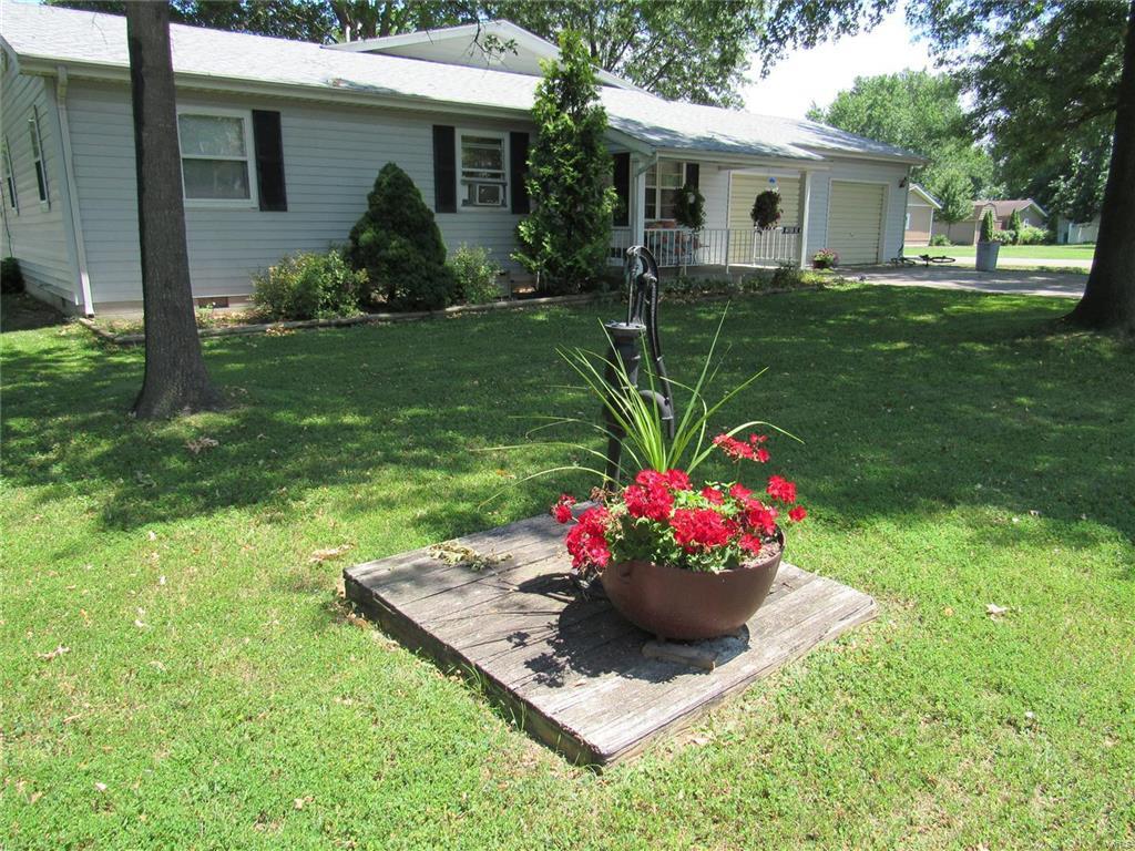 810 Ritter Street Pinckneyville, IL 62274 - Photo 1 of 29 Gallery Image 1