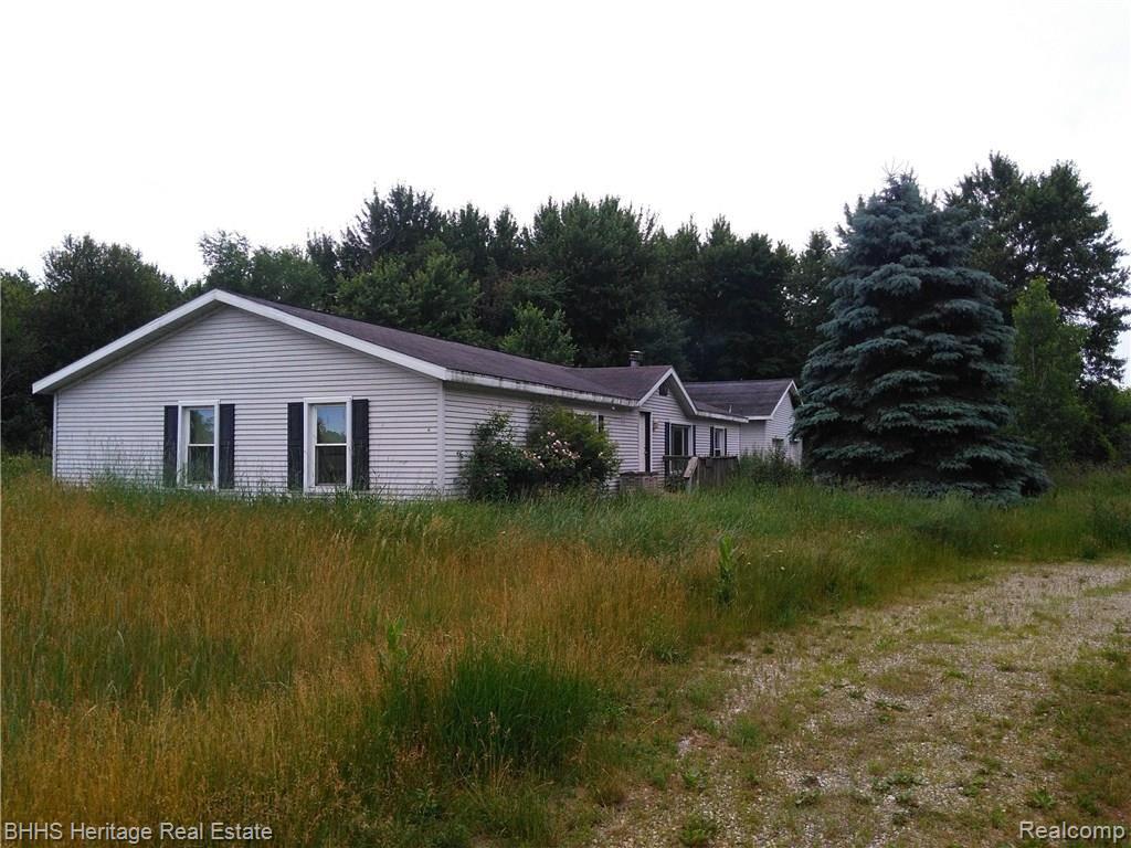6144 North Gregory Road Fowlerville, MI 48836 - Photo 1 of 16 IMG_20180620_120812867.jpg
