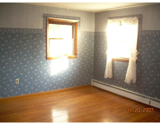 8 Cedarcrest Road Wilmington, MA 01887 - Photo 7 of 11 Gallery Image 7