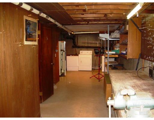 8 Cedarcrest Road Wilmington, MA 01887 - Photo 10 of 11 Gallery Image 10