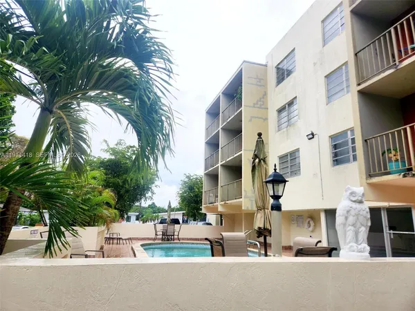 $1,700 | 1225 Northeast 124th Street, Unit 29C, North Miami, FL 33161
