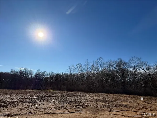 $109,000 | 329 Timberline Court, Eolia, MO 63344