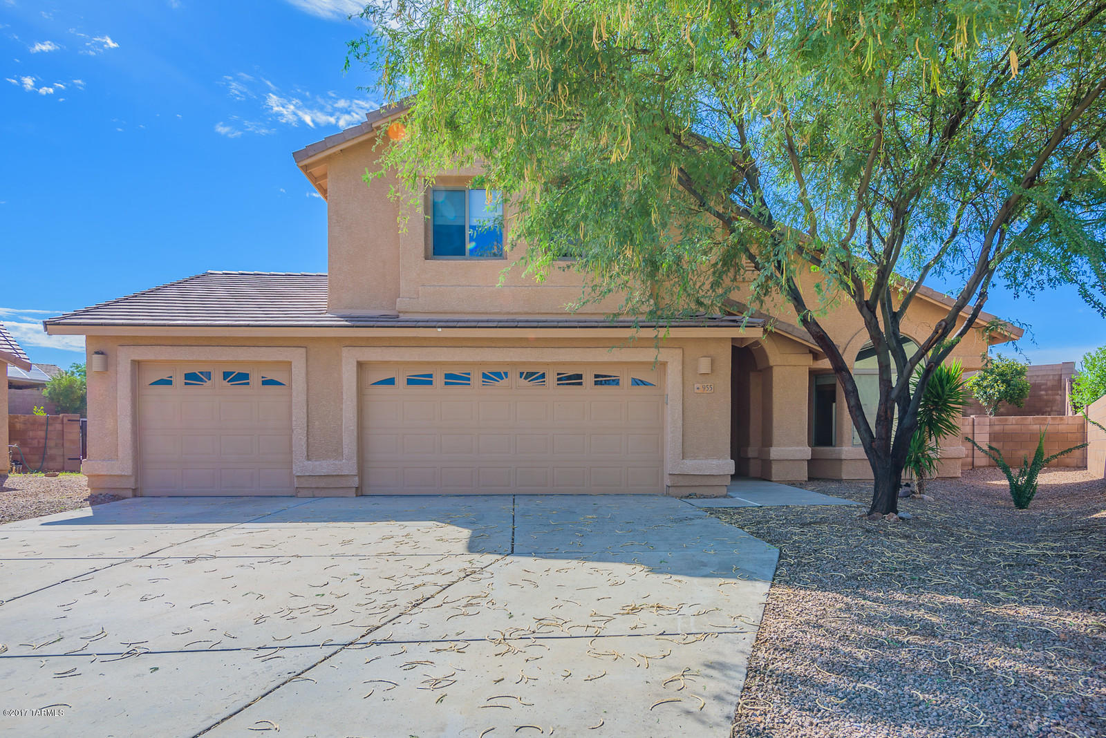 955 South Sposito Place Vail, AZ 85641 - Photo 2 of 26