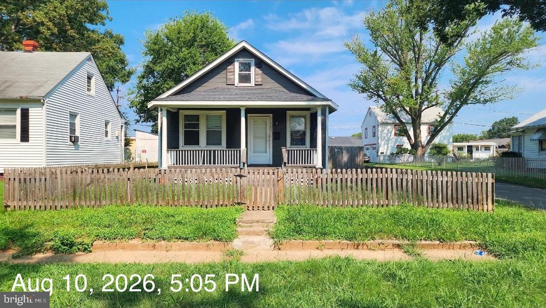 3900 Decatur Street Richmond, VA 23224 - Photo 1 of 19 Charming home with inviting porch.