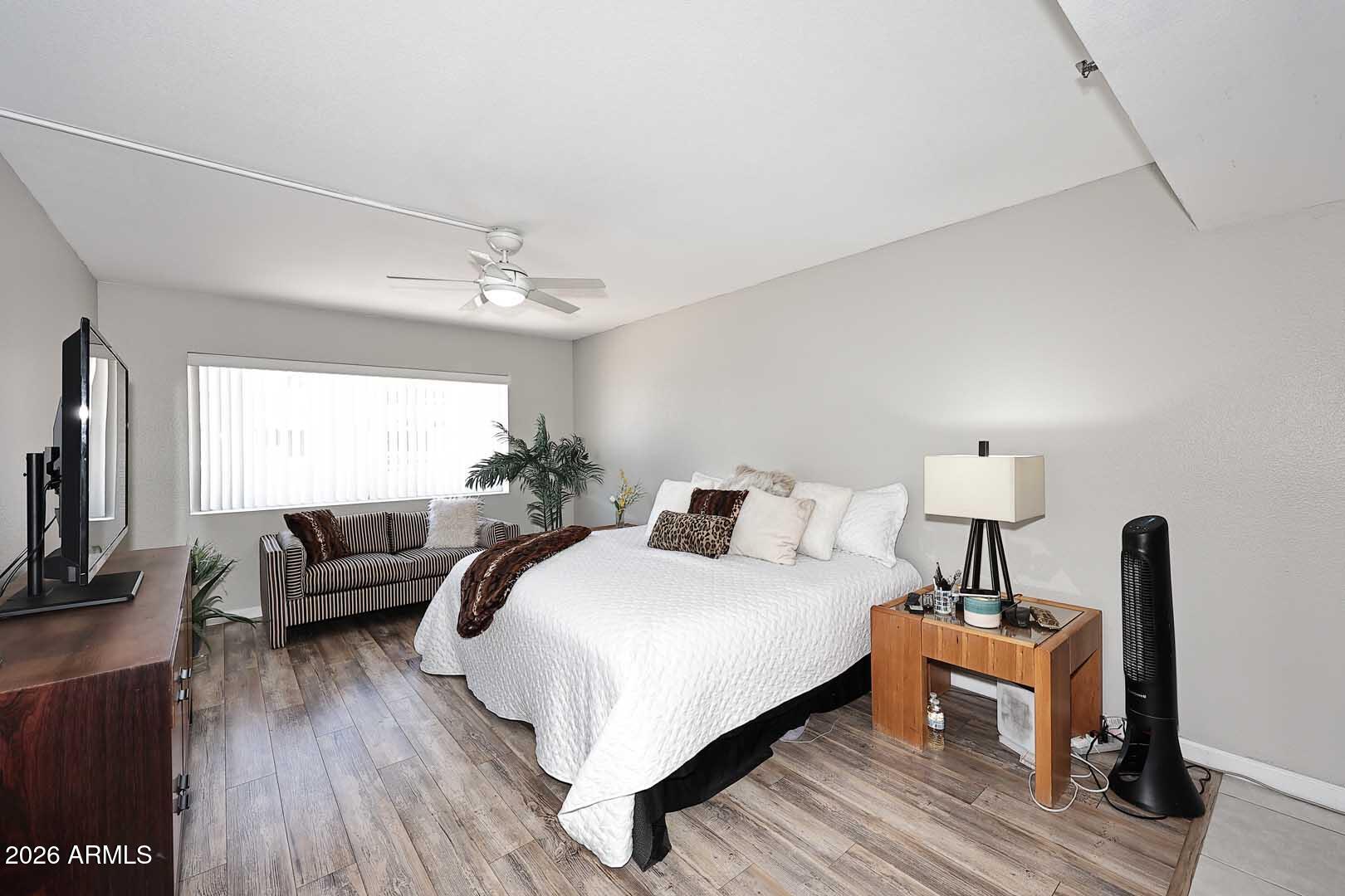 7860 East Camelback Road, Unit 309 Scottsdale, AZ 85251 - Photo 16 of 48 Primary Bedroom