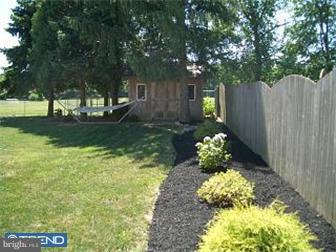 737 Longstreth Road Warminster, PA 18974 - Photo 4 of 12 Exterior Back