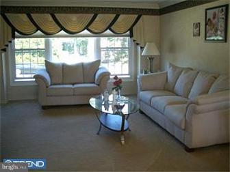 737 Longstreth Road Warminster, PA 18974 - Photo 9 of 12 Living Room