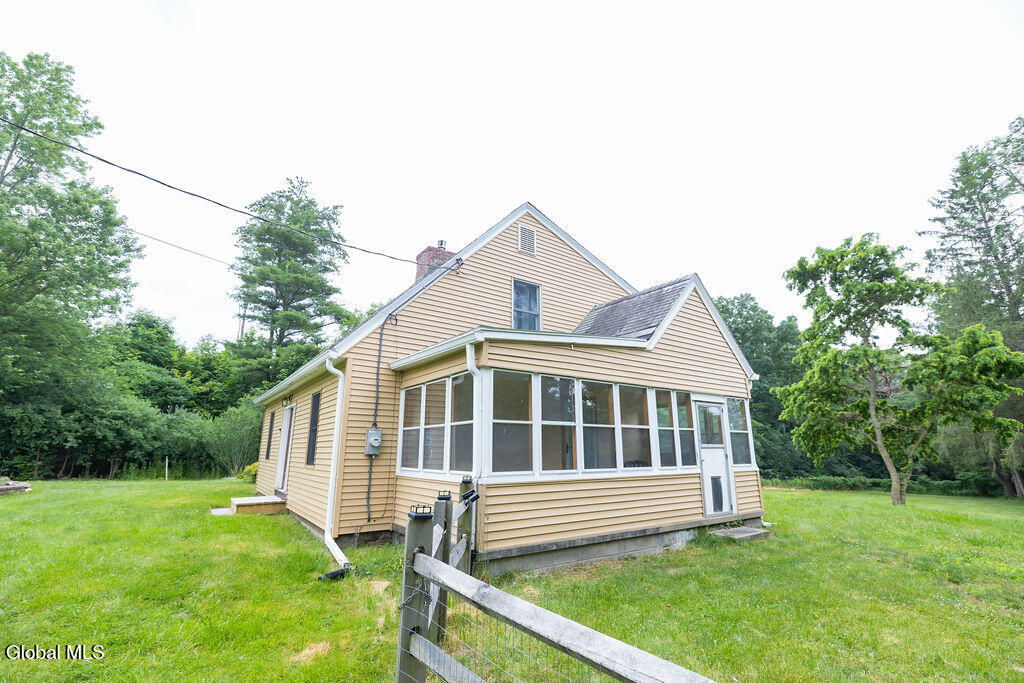 859 Putnam Road Rotterdam, NY 12306 - Photo 13 of 90 0S4A6861