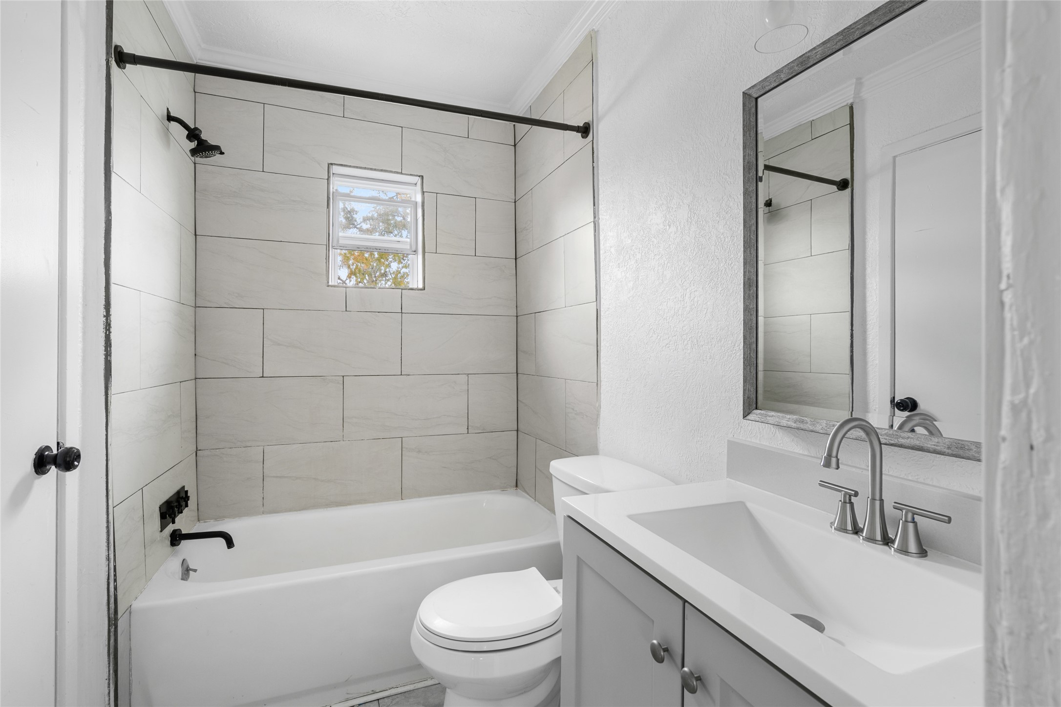 923 B Knight Street, Unit A2 Houston, TX 77022 - Photo 6 of 7