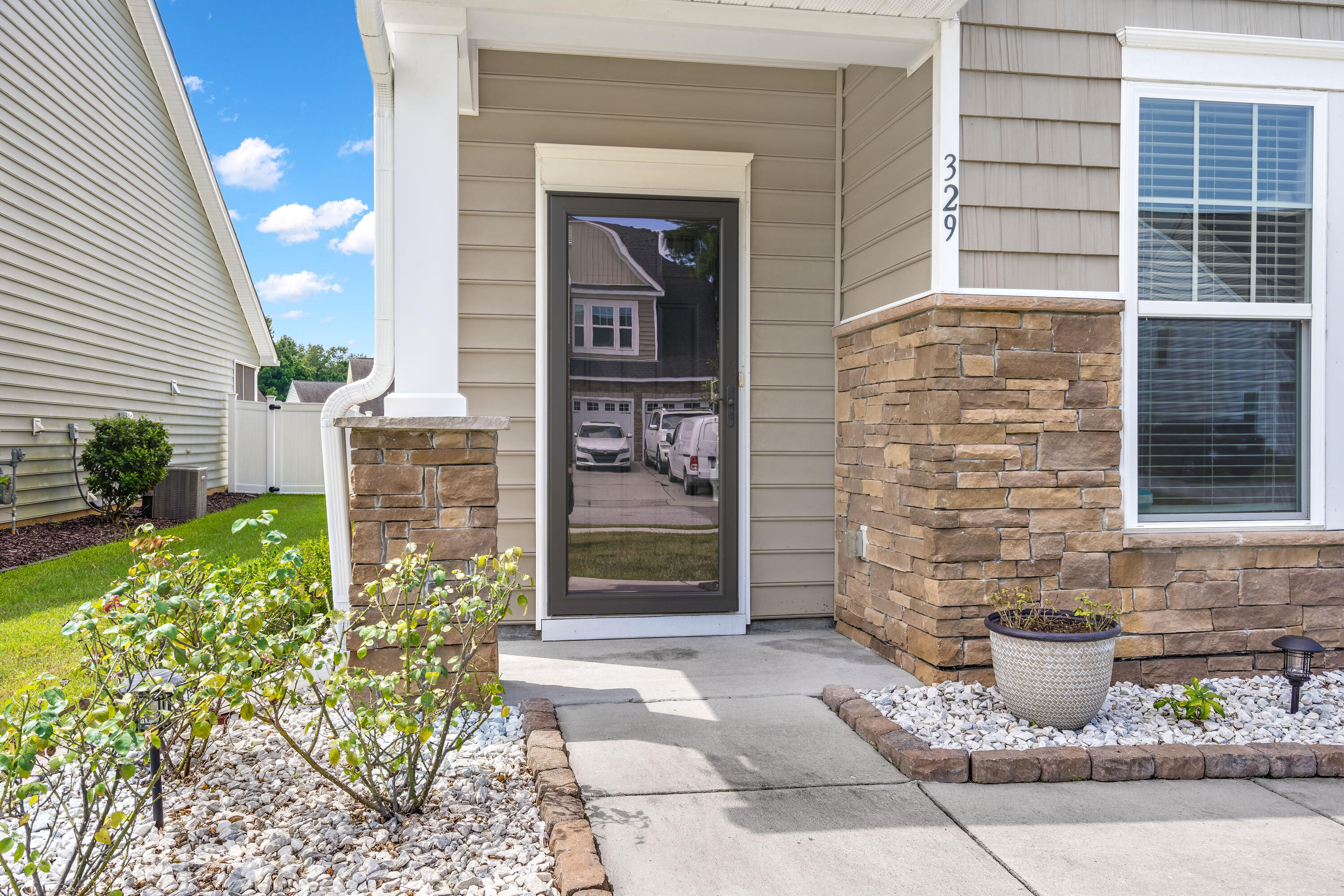 329 Bracken Fern Road Moncks Corner, SC 29461 - Photo 3 of 25 Entrance