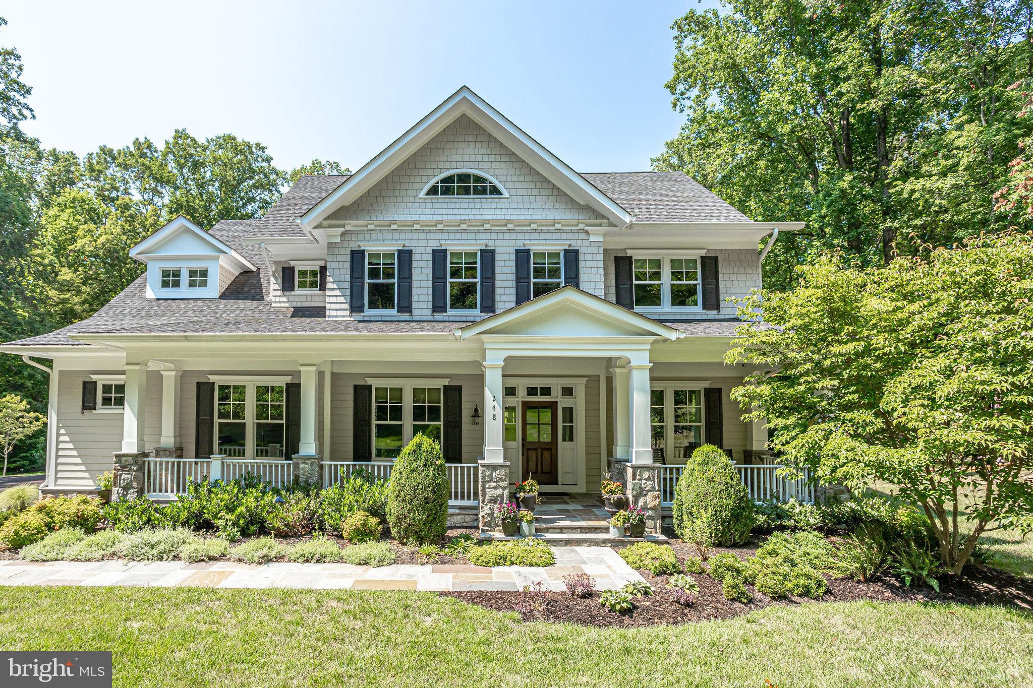 248 Springvale Road Great Falls, VA 22066 - Photo 14 of 84 Custom Craftsman