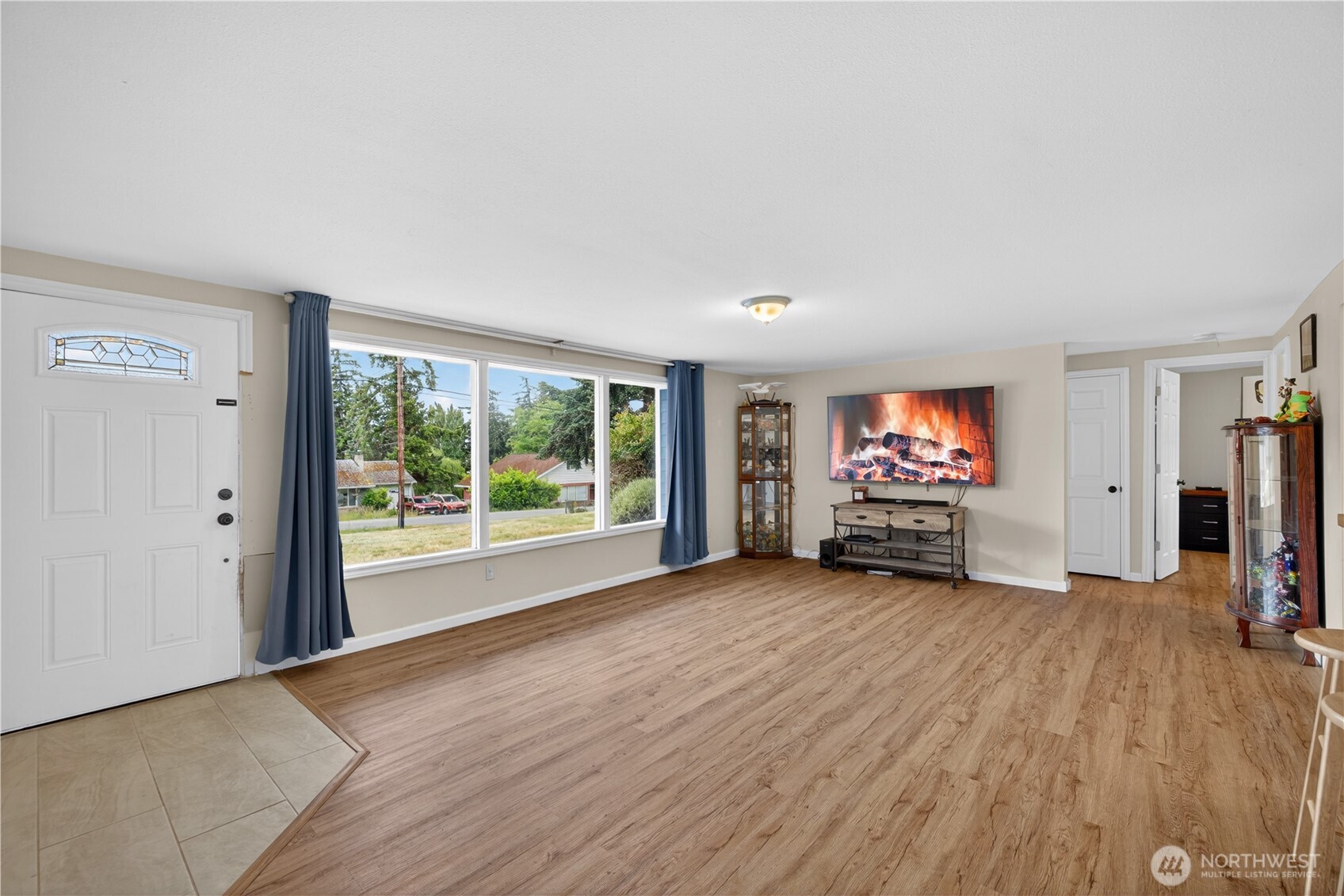 1056 View Ridge Drive Oak Harbor, WA 98277 - Photo 6 of 38