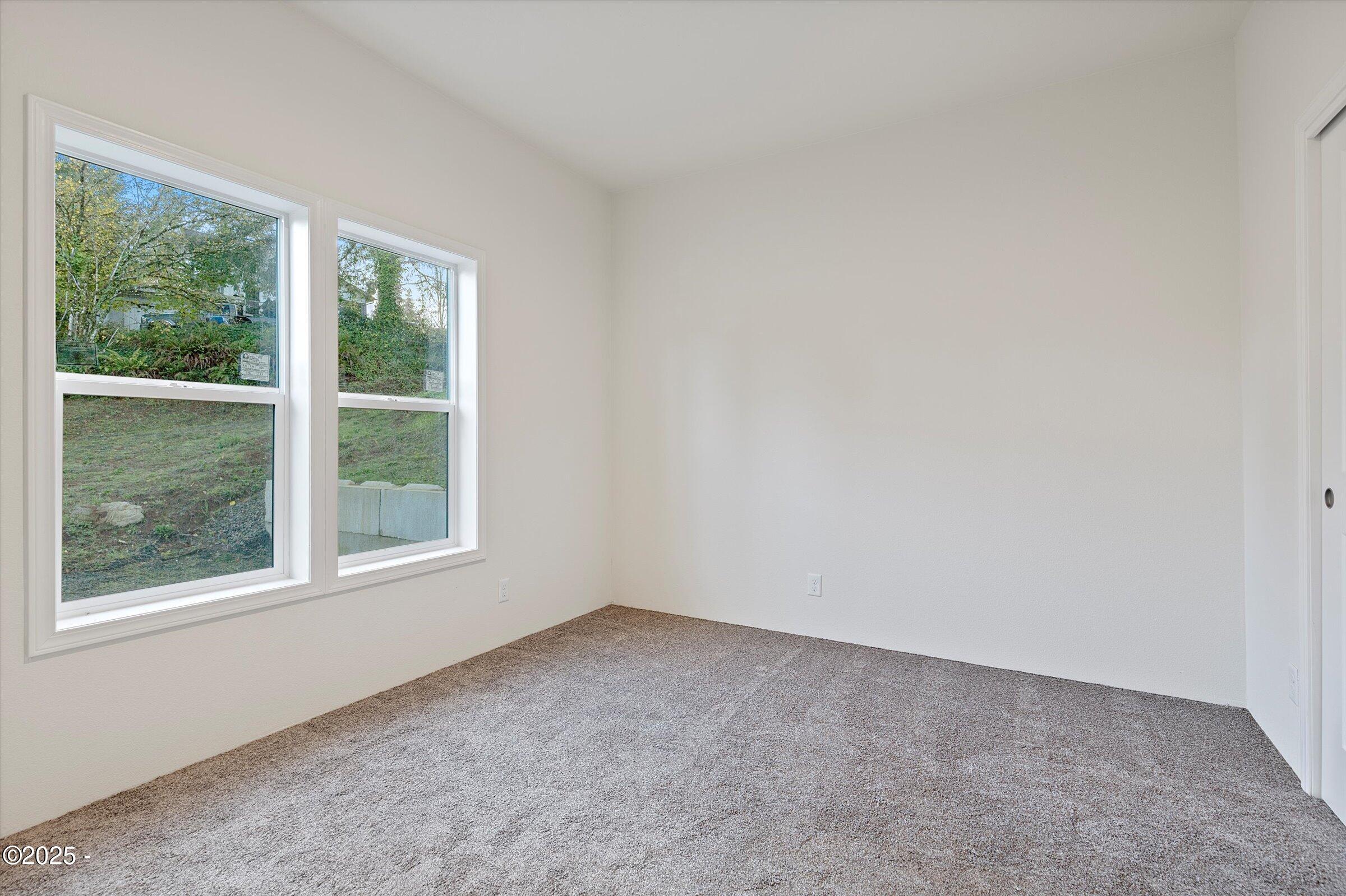 490 Southeast Olson Road Toledo, OR 97391 - Photo 11 of 32 10-IMG_7680