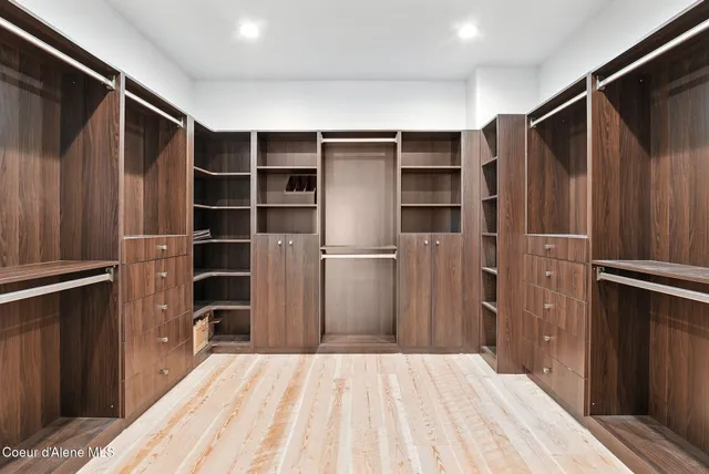 $3,500,000 | 4440 East Lisa Road, Harrison, ID 83833