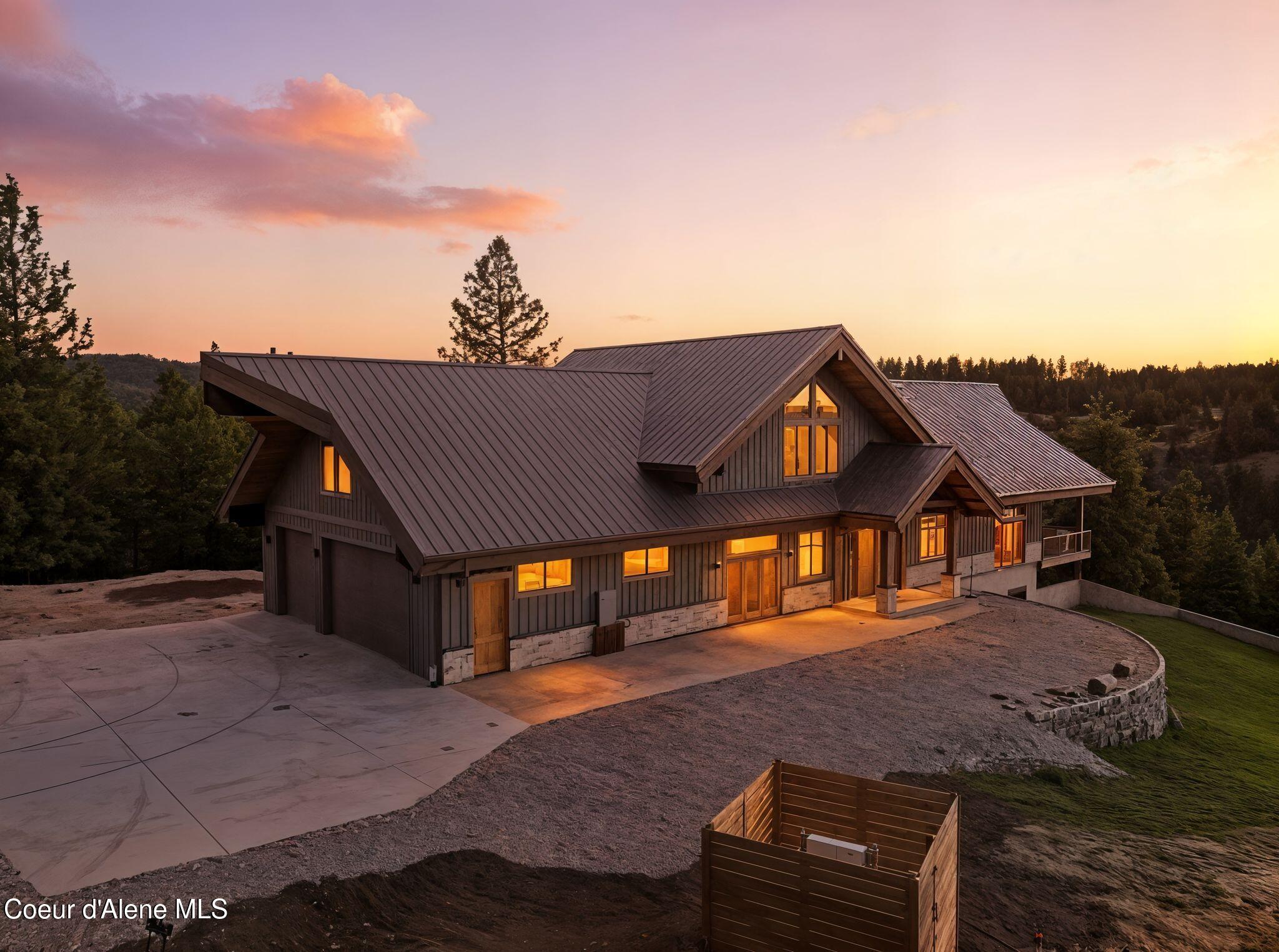 4440 East Lisa Road Harrison, ID 83833 - Photo 64 of 94 Inside-Spokane-Lisa Twilight-01