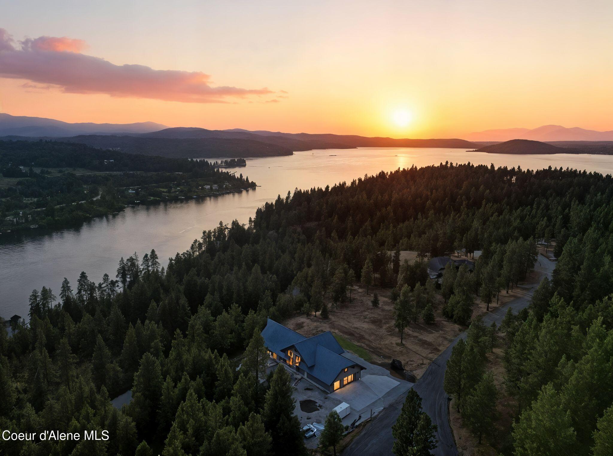 4440 East Lisa Road Harrison, ID 83833 - Photo 85 of 94 88_Inside-Spokane-Lisa-77