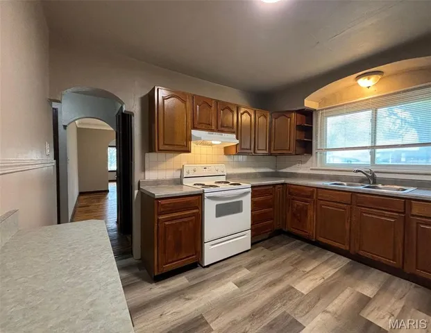 $105,000 | 9758 Diamond Drive, Riverview, MO 63137