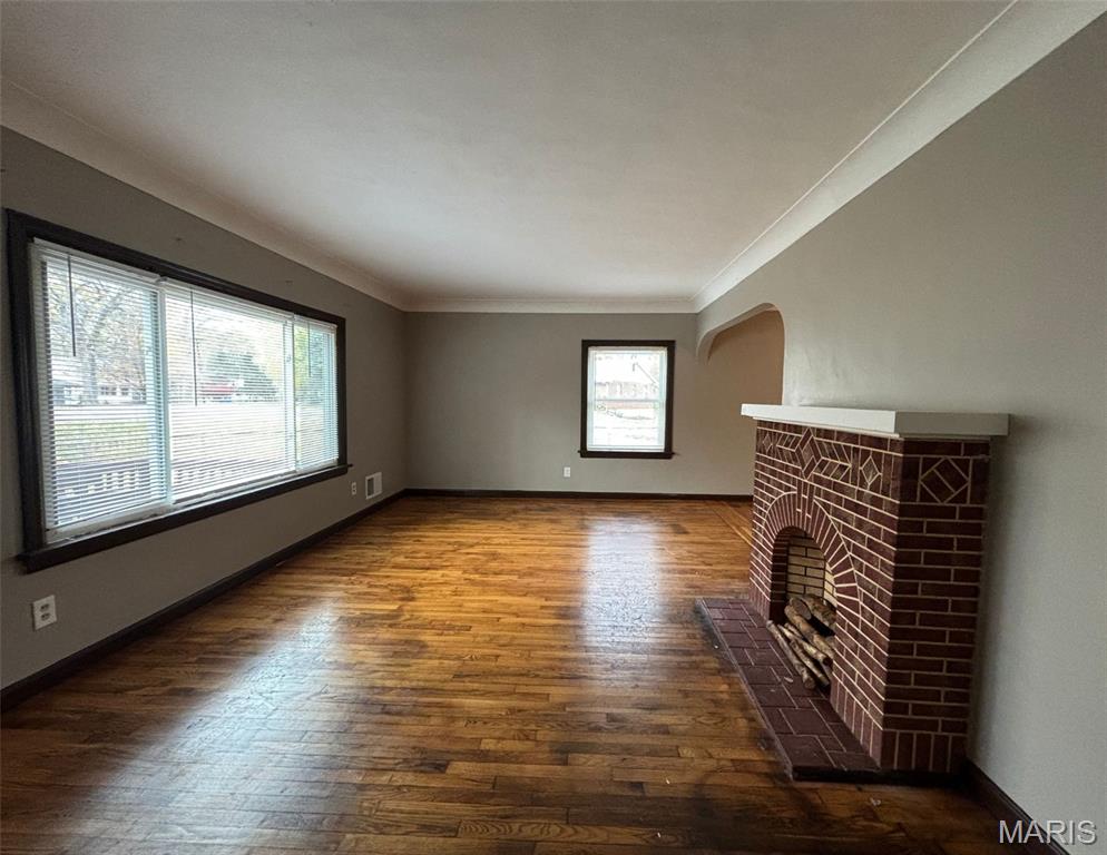 9758 Diamond Drive Riverview, MO 63137 - Photo 8 of 34