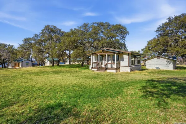 $1,950,000 | 18617 Highway 29, Buchanan Dam, TX 78609