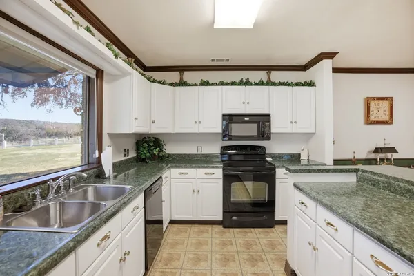 $1,950,000 | 18617 Highway 29, Buchanan Dam, TX 78609