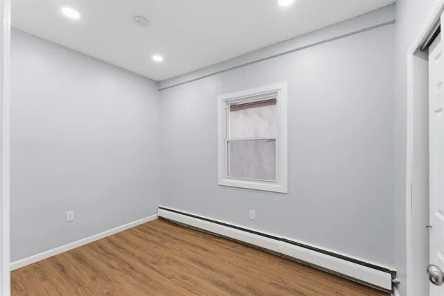 $2,700 | 16 West 10th Street, Unit 1, Bayonne, NJ 07002