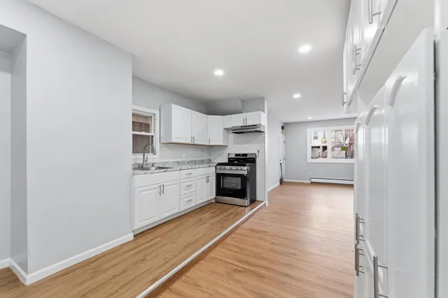 $2,700 | 16 West 10th Street, Unit 1, Bayonne, NJ 07002