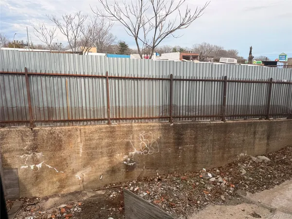 $145,000 | 2072 Eastern Parkway | Bushwick