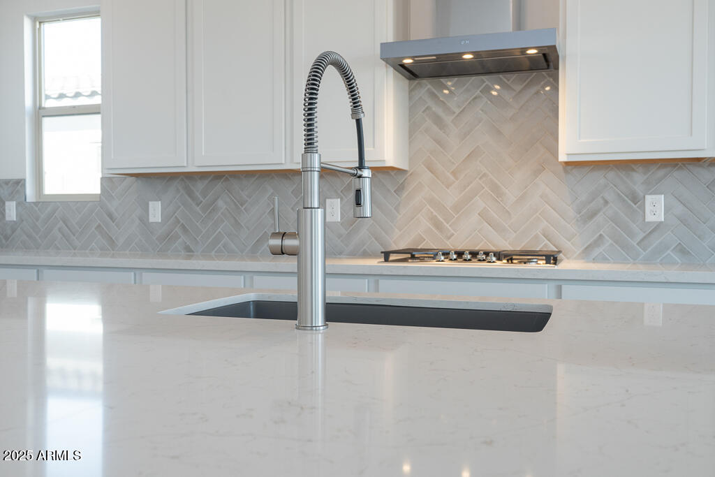 770 Golden Ore Pass Apache Junction, AZ 85120 - Photo 3 of 23 Tri Pointe Blossom Rock 494 - Kitchen-2M