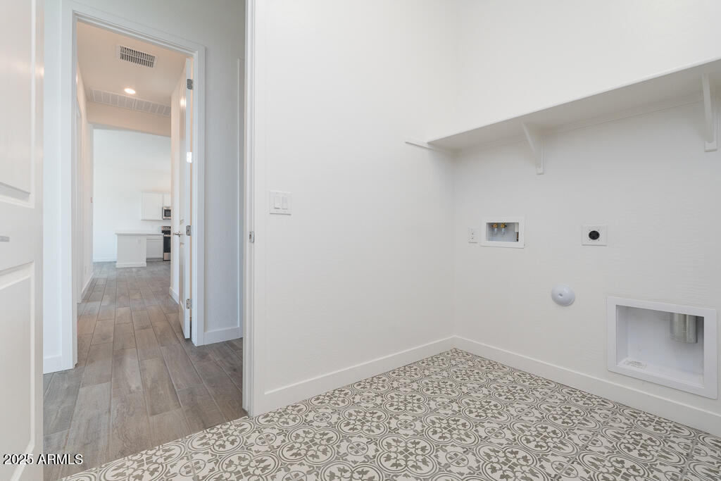 770 Golden Ore Pass Apache Junction, AZ 85120 - Photo 8 of 23 Tri Pointe Blossom Rock 494 - Laundry-1M
