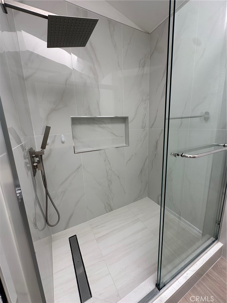 13470 Mallorca Lane Chino Hills, CA 91709 - Photo 34 of 44 a bathroom with a bathtub