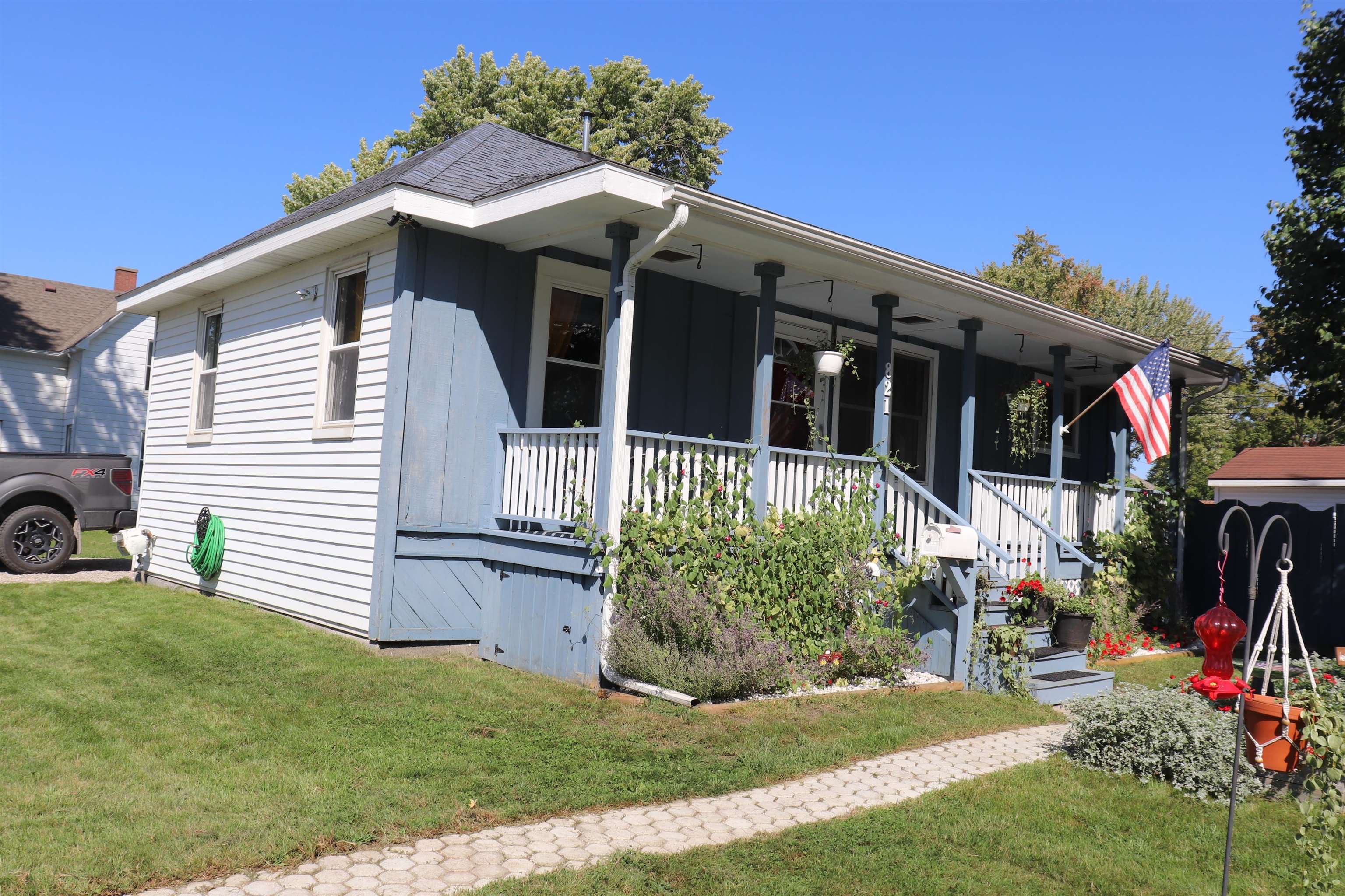 821 Webster Street Bay City, MI 48708 - Photo 2 of 31 Gallery Image 2