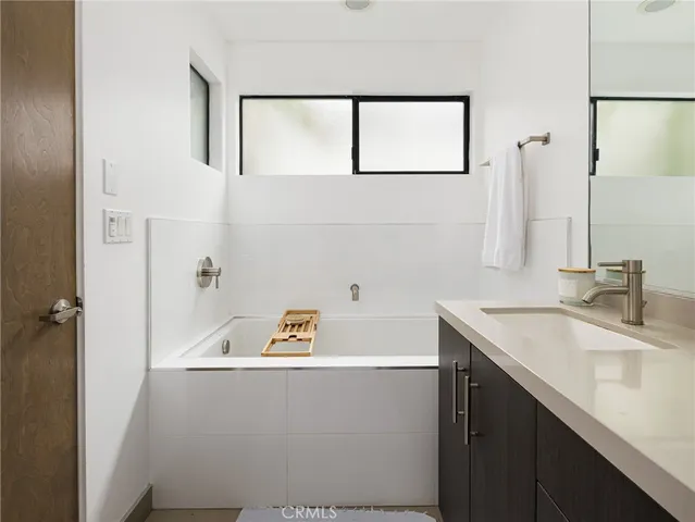 $1,499,000 | 121 East Walnut Avenue, El Segundo, CA 90245