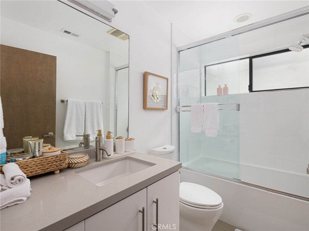 121 East Walnut Avenue El Segundo, CA 90245 - Photo 21 of 26