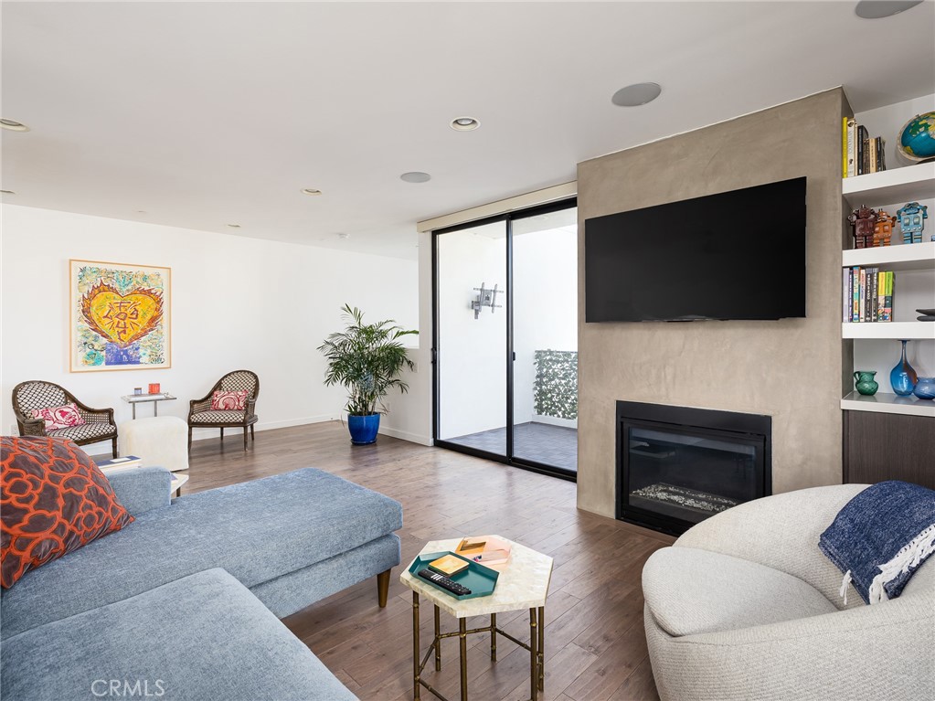 121 East Walnut Avenue El Segundo, CA 90245 - Photo 7 of 26