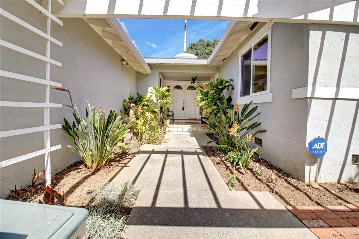 7068 Brooktree Way San Jose, CA 95120 - Photo 4 of 40 a view of entryway with wooden floor