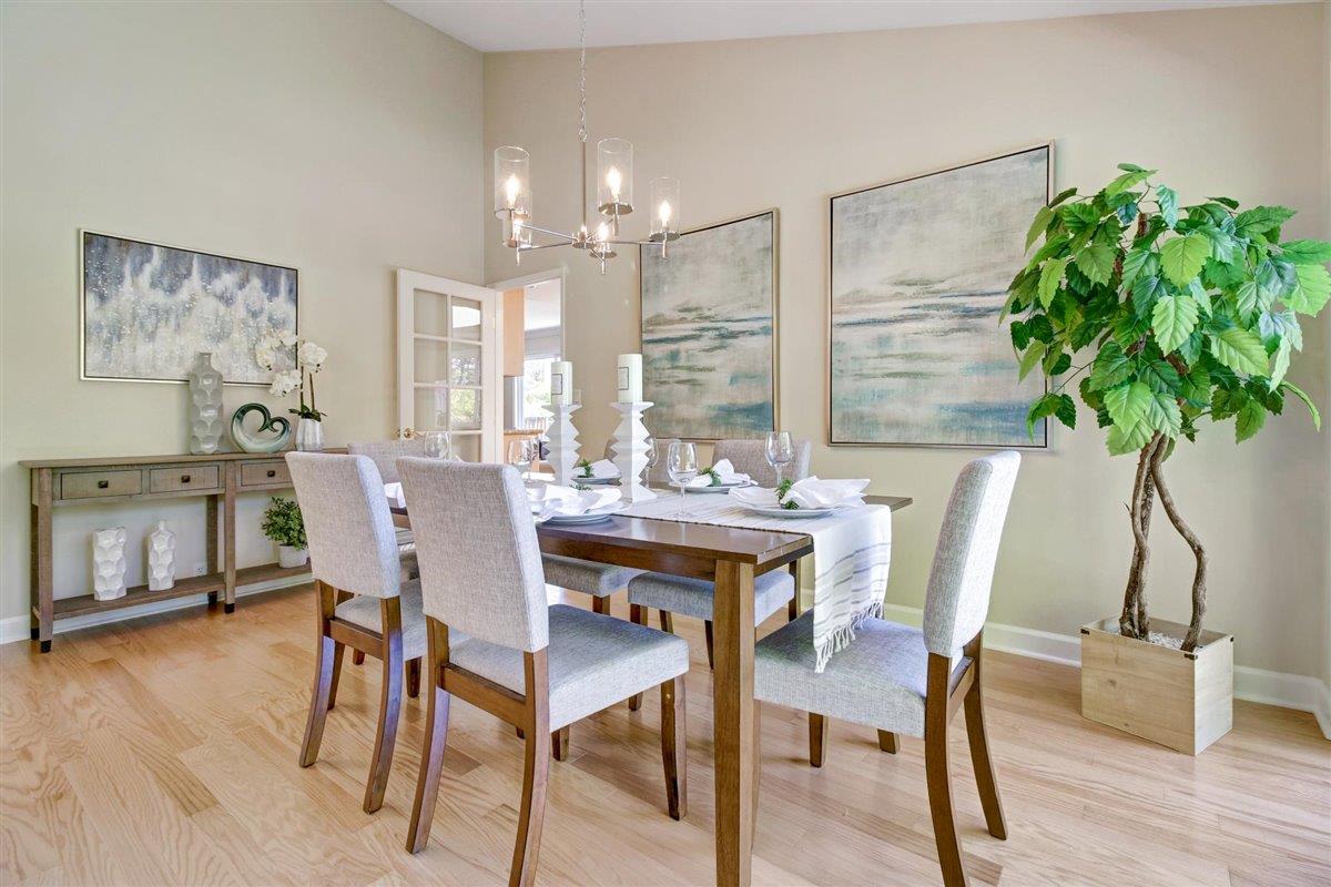 7068 Brooktree Way San Jose, CA 95120 - Photo 9 of 40 a dining room with furniture and window